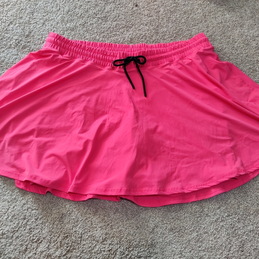 Torrid active skirt size 2
